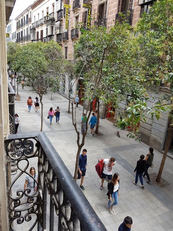 Estudio Grande Madrid Centro Exterior photo